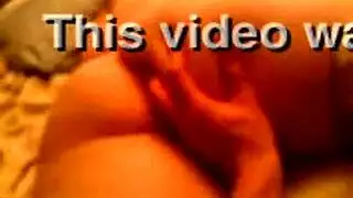 جنس بين الأعراق إكس إكس إكس: ضرب كسها داكن البشرة