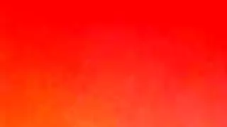  سكرانة وجريئة، تركض على قضيب الدراج الصلب في مشهد إباحي متوحش