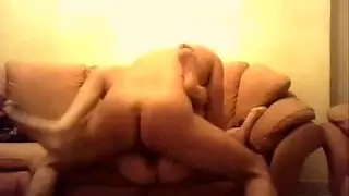 شقراء نحيلة تُمارس الجنس في كل فتحة إباحي تركي قاسي