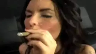 شريط عروض جنسية صريحة من 2017